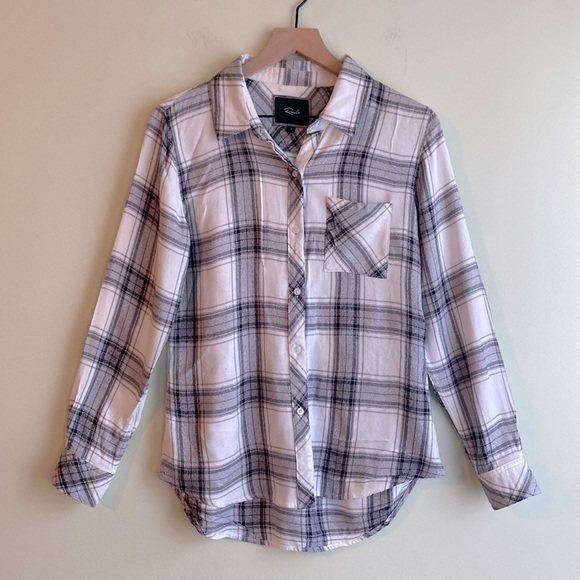 Rails Hunter Plaid Button Up Shirt - Picture 2 of 7
